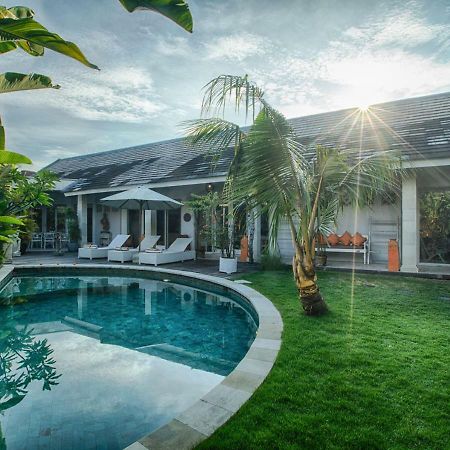 Villa Armani Seminyak  Luaran gambar