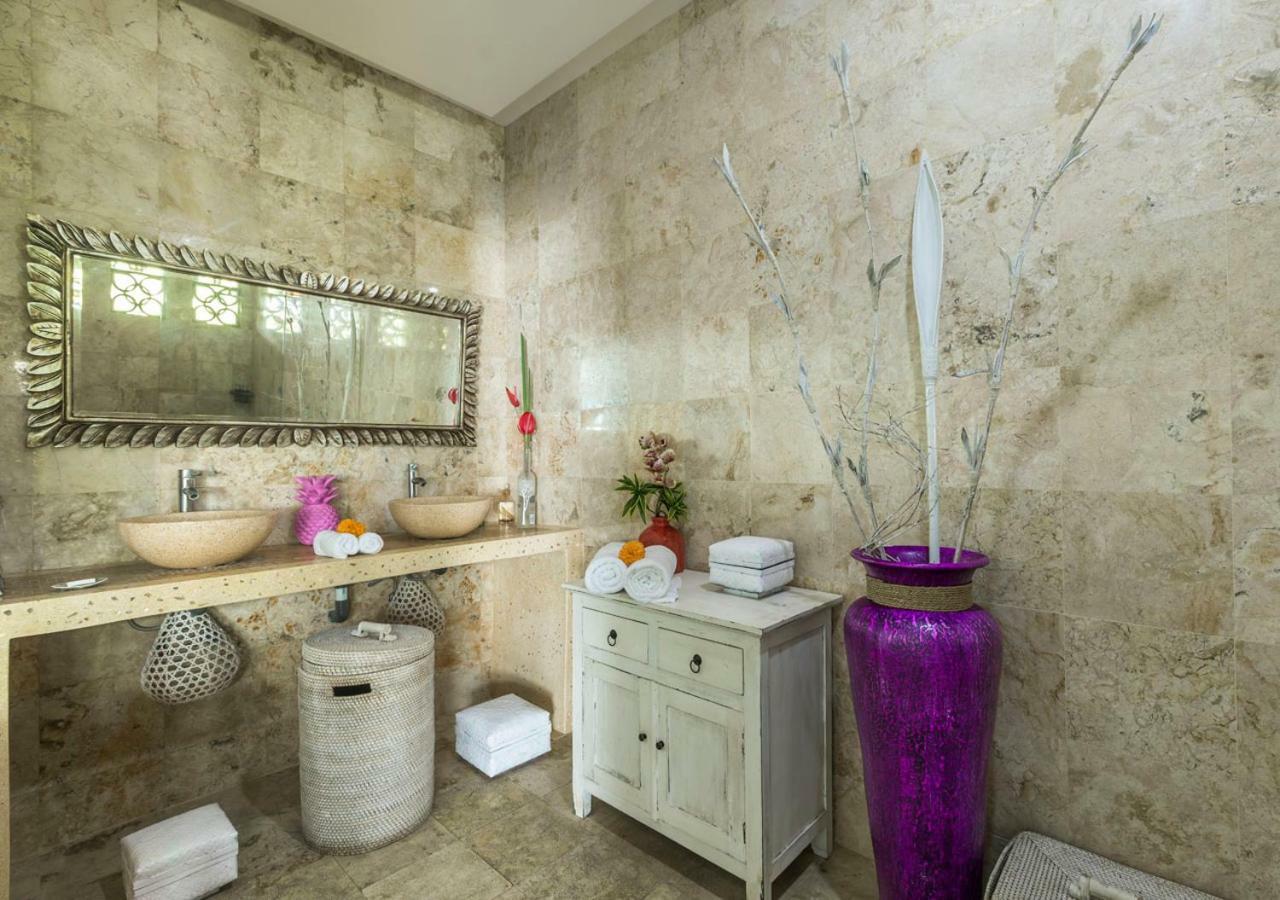 Villa Armani Seminyak  Luaran gambar
