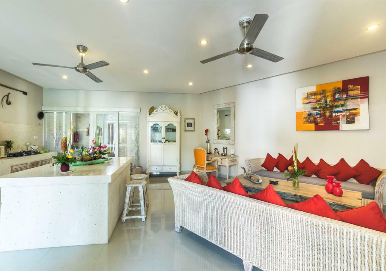 Villa Armani Seminyak  Luaran gambar