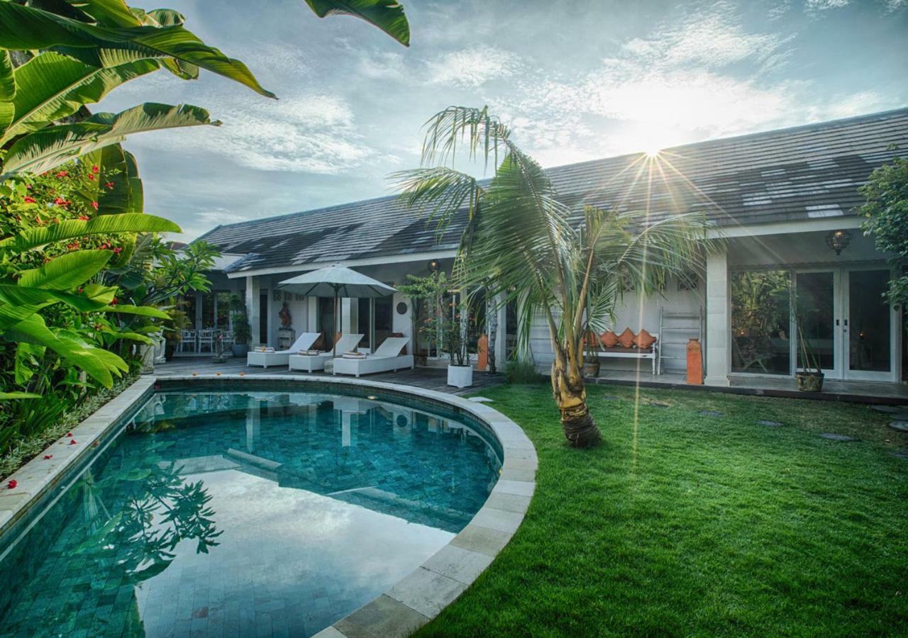 Villa Armani Seminyak  Luaran gambar